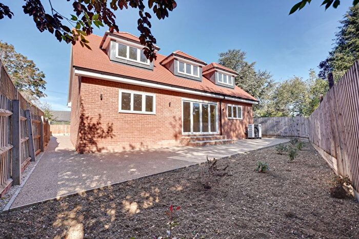 3 Bedroom Detached House For Sale In Stortford Road, Little Canfield, Dunmow, CM6