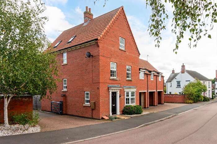 4 Bedroom Town House For Sale In Rectory Close, Sutton Bonington, LE12