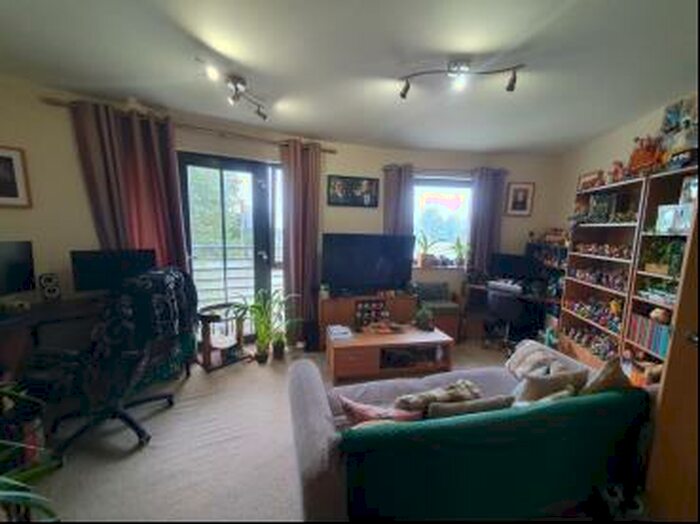 1 Bedroom Flat To Rent In Moor Street, West Bromwich, B70