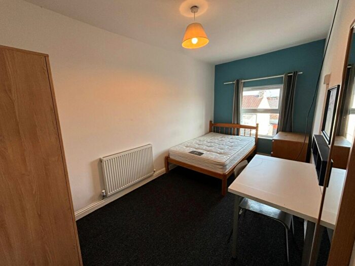 6 Bedroom House To Rent In Lawrence Road, Liverpool, Merseyside, L15