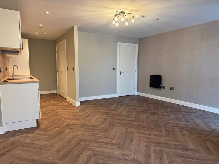 Apartment To Rent In Castleward Boulevard, Derby, DE1