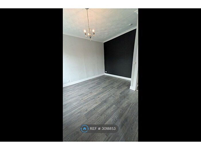 3 Bedroom Flat To Rent In Main Street, Bonhill, Alexandria, G83