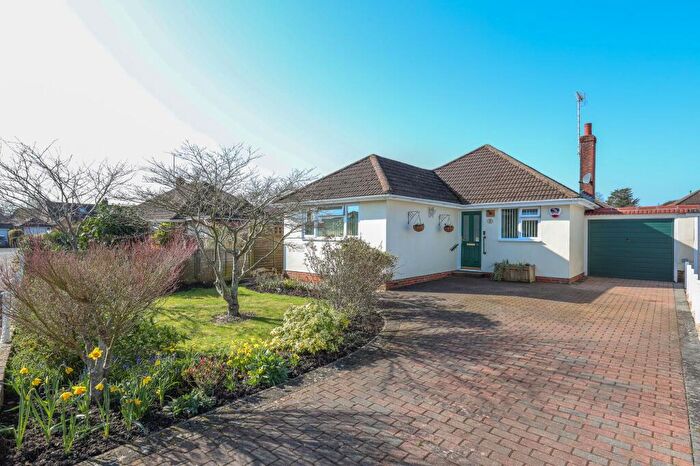 2 Bedroom Detached Bungalow For Sale In Midfields Drive, Burgess Hill, RH15