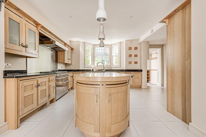 5 Bedroom Property To Rent In Friars Stile Road, Richmond, TW10