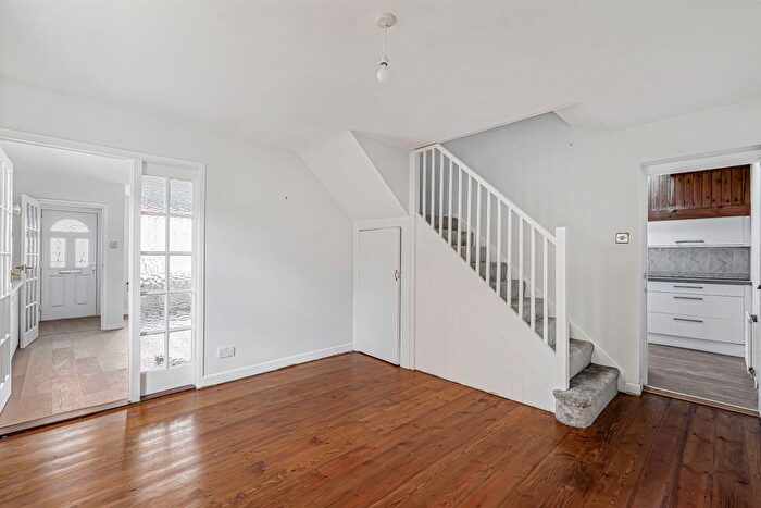 2 Bedroom Semi-Detached House For Sale In West Street, Hambledon, Hampshire, PO7