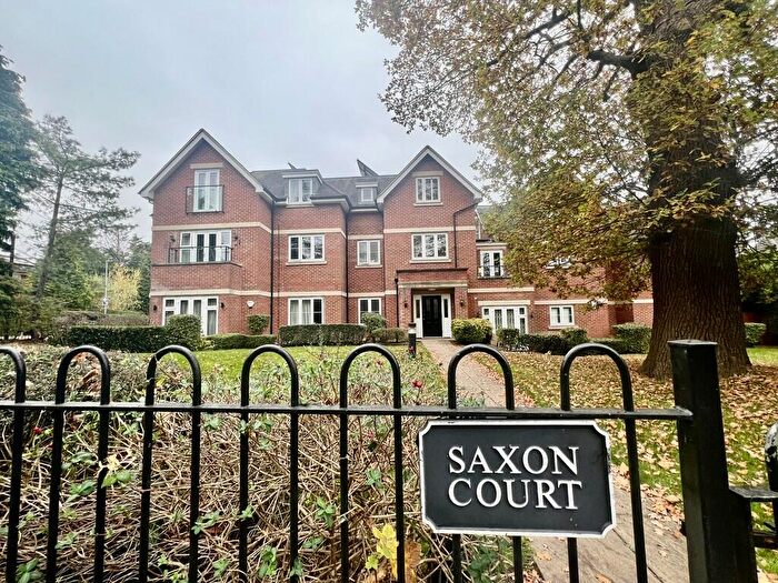 2 Bedroom Apartment To Rent In Brookdene Drive, Northwood, HA6