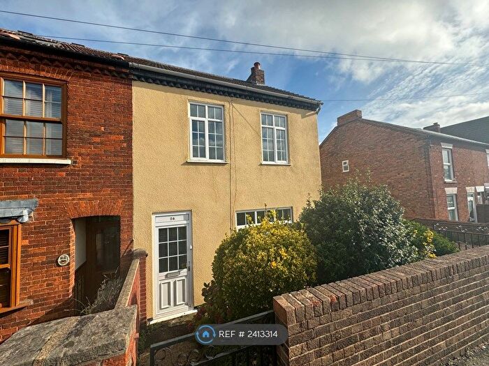 3 Bedroom Semi-Detached House To Rent In Bunyan Road, Kempston, Bedford, MK42