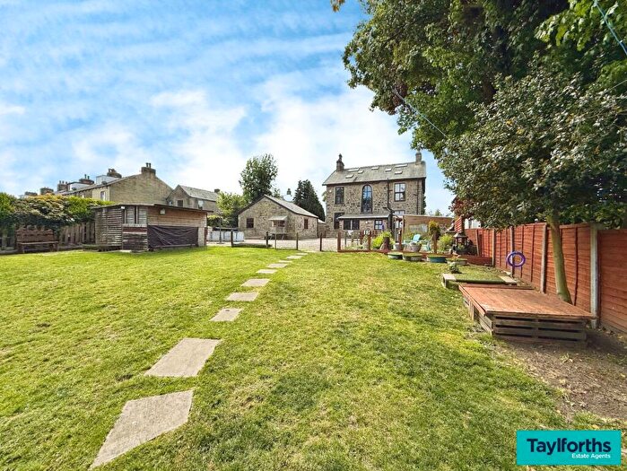 5 Bedroom Detached House For Sale In Mercer House, Gisburn Road, Barnoldswick, BB18