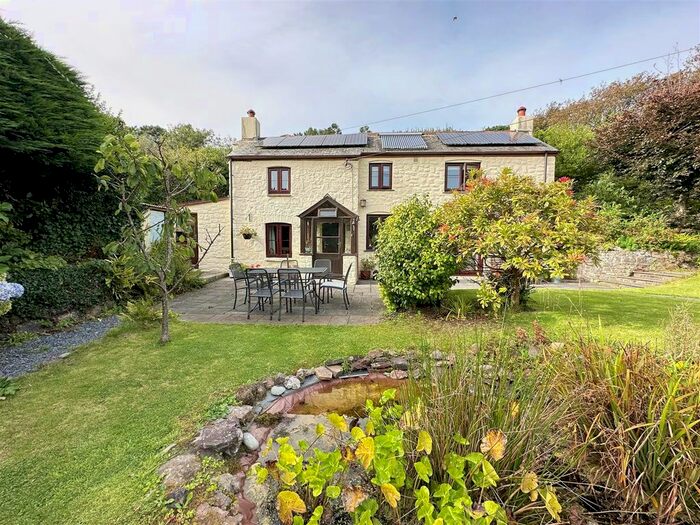 3 Bedroom Detached House For Sale In St. Agnes, TR5