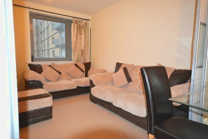 1 Bedroom Flat To Rent In Ebbett Court, North Victoria Road, North Acton, W3