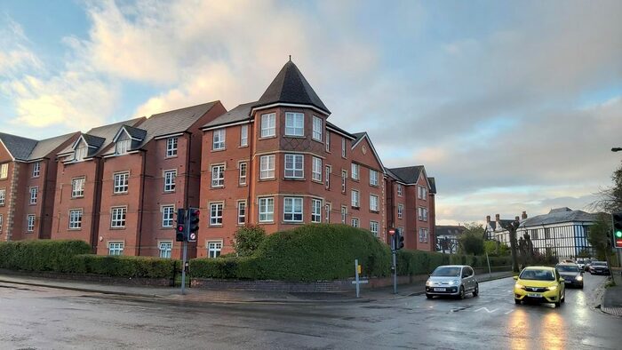 2 Bedroom Flat To Rent In St Andrews Road, Droitwich WR9