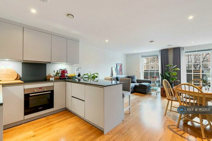 3 Bedroom Flat To Rent In Dalston Lane, London, E8