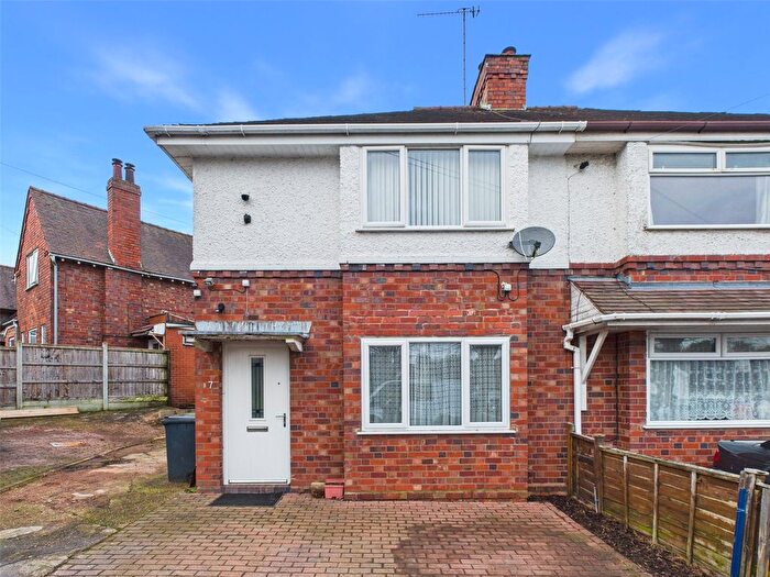 2 Bedroom Semi Detached House For Sale In Christchurch Road, Worcester, Worcestershire, WR4