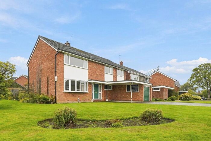 5 Bedroom Detached House For Sale In Hightree Drive, Henbury, Macclesfield, SK11