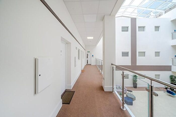 1 Bedroom Flat For Sale In Chrysler House, Welwyn Garden City, Hertfordshire, AL7