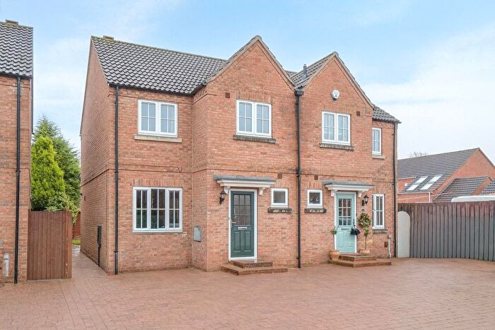 3 Bedroom Semi-Detached House For Sale In Exelby Court, York, YO26