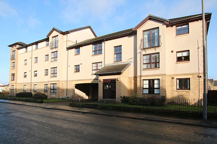 2 Bedroom Flat To Rent In Brown Court, Grangemouth, FK3