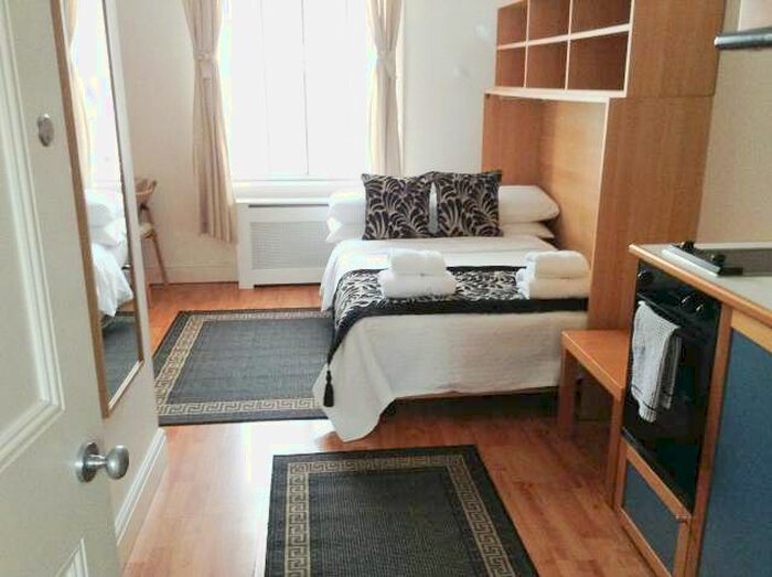 Studio To Rent In Fulham Palace Road, Hammersmith, London, W6