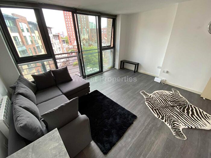 2 Bedroom Apartment To Rent In City Point Two, Chapel Street, M3