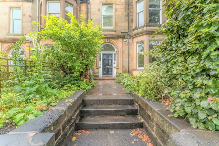2 Bedroom Flat To Rent In Murrayfield Avenue, Murrayfield, Edinburgh, EH12