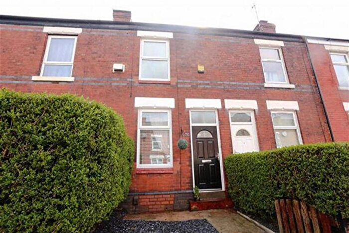 2 Bedroom Terraced House To Rent In Lloyd Street, Heaton Norris, Stockport, SK4