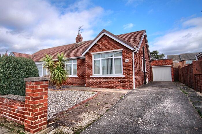 2 Bedroom Semi-Detached Bungalow For Sale In Palm Grove, Fairfield, TS19