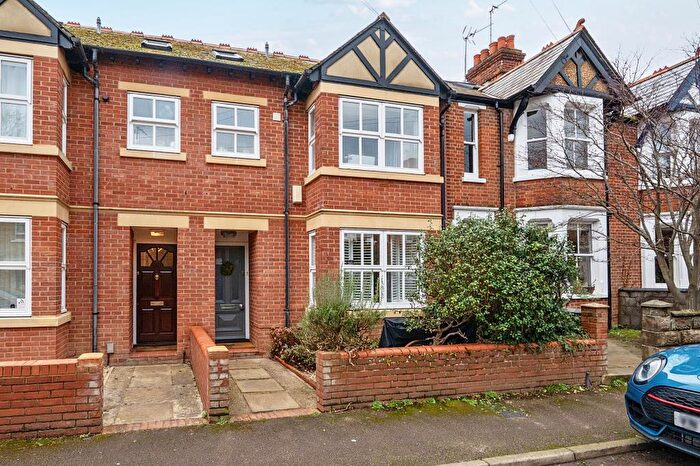 4 Bedroom Terraced House For Sale In Stratford Street, East Oxford, OX4