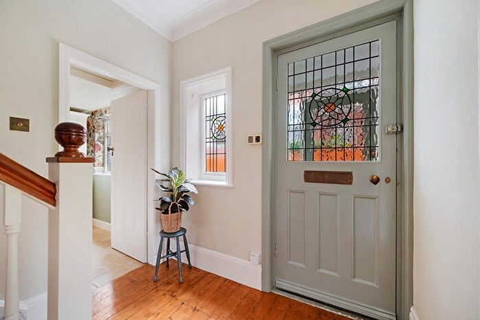 3 Bedroom Semi-Detached House For Sale In Westcliffe Road, Bolton, BL1