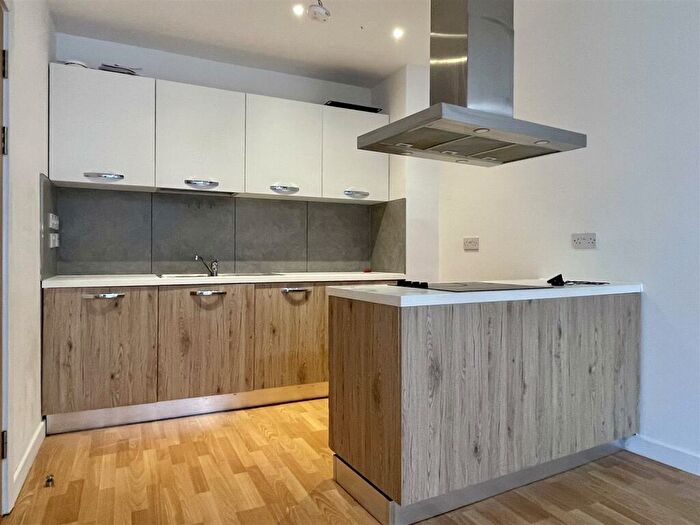 2 Bedroom Apartment For Sale In St. Mary Street, Weymouth, DT4