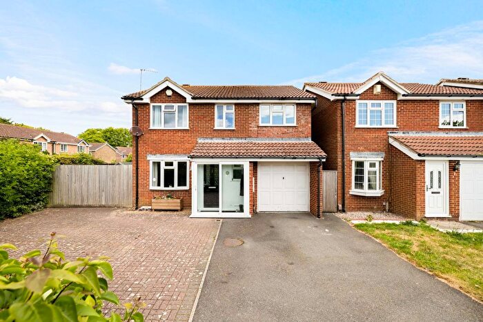 4 Bedroom Detached House For Sale In Naseby Avenue, Folkestone, CT20