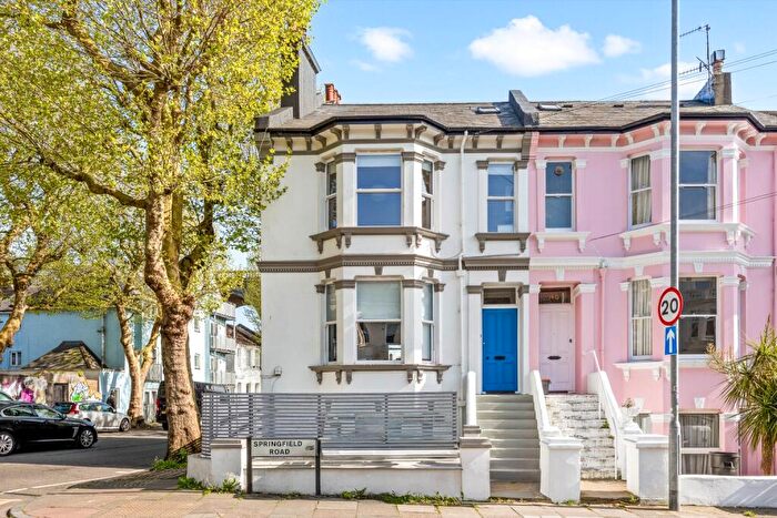 3 Bedroom Apartment For Sale In Springfield Road, Brighton, BN1