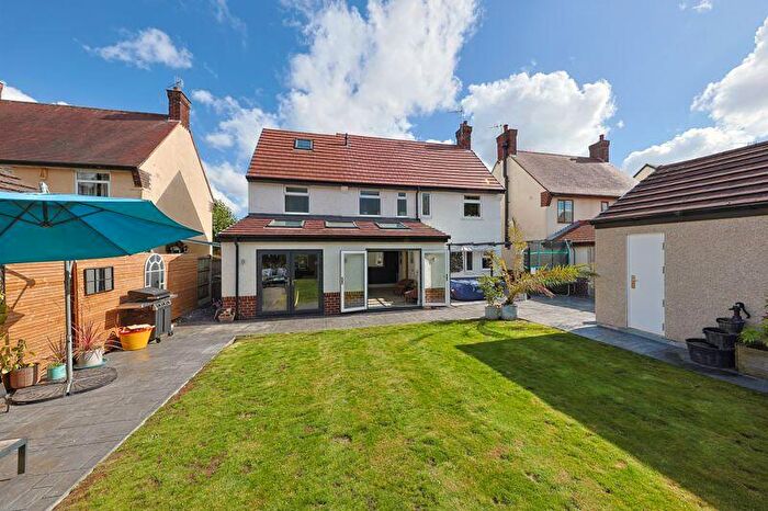 4 Bedroom Detached House For Sale In Mansfeldt Road, Newbold, Chesterfield, S41