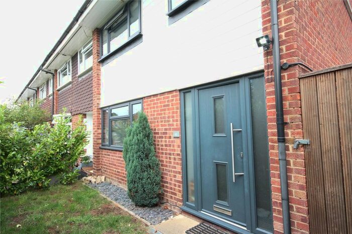 2 Bedroom End Of Terrace House To Rent In Quebec Avenue, Westerham, Kent, TN16