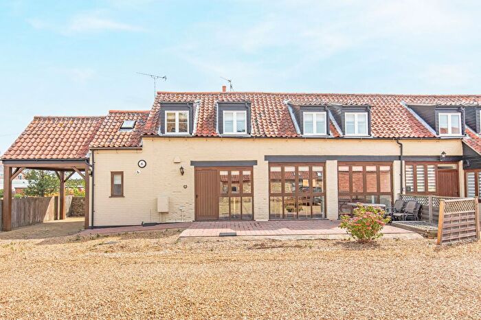 3 Bedroom Semi-Detached House For Sale In Coach House Mews, Old Hunstanton, Hunstanton, PE36
