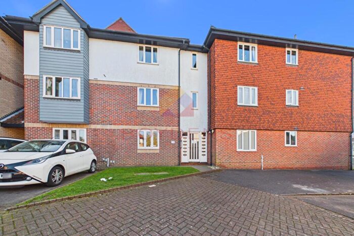 1 Bedroom Apartment To Rent In Nicholsons Grove Colchester, CO1