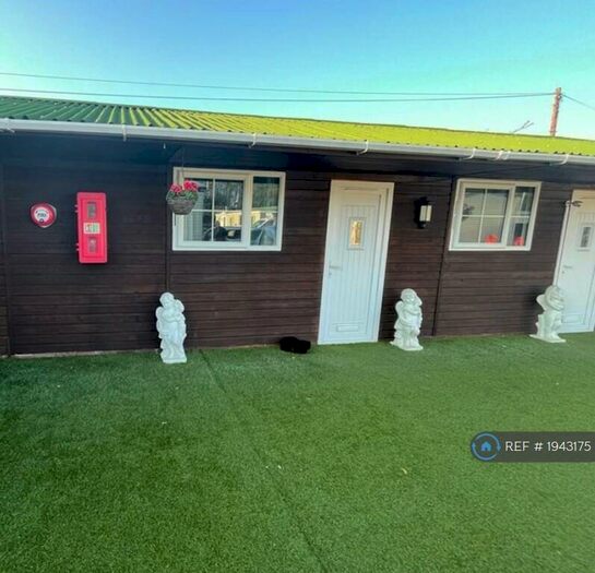 1 Bedroom Flat To Rent In Whitfield Road, Whitfield, Brackley, NN13