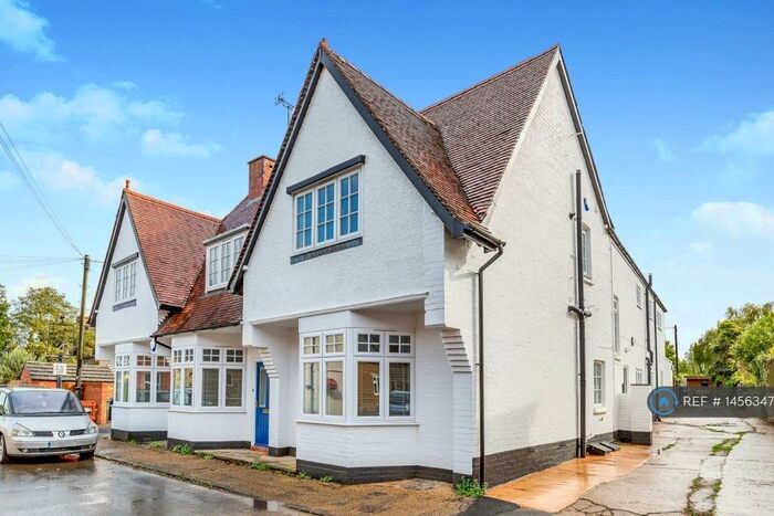 2 Bedroom Penthouse To Rent In High Street, Gayton, Northampton, NN7