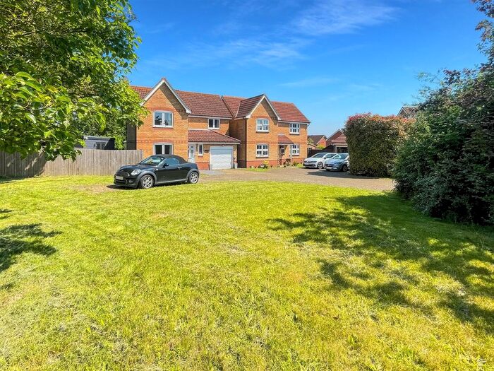 4 Bedroom Detached House To Rent In Ash Rise, Halstead, CO9