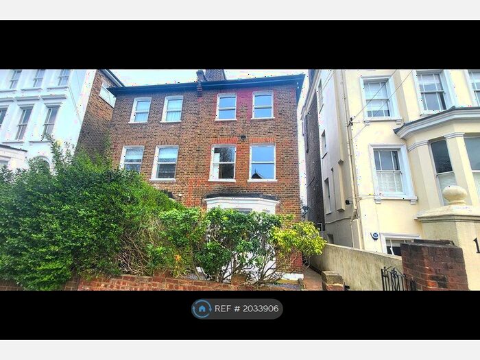 4 Bedroom Maisonette To Rent In Elsynge Road, Wandsworth, SW18