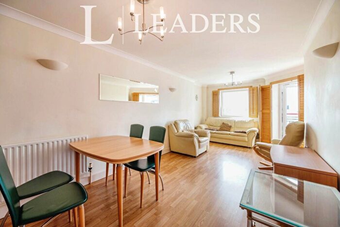 2 Bedroom Apartment To Rent In Arethusa House, Gunwharf Quays, PO1