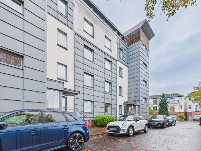 2 Bedroom Flat To Rent In Telford Grove, Crewe Toll, Edinburgh, EH4