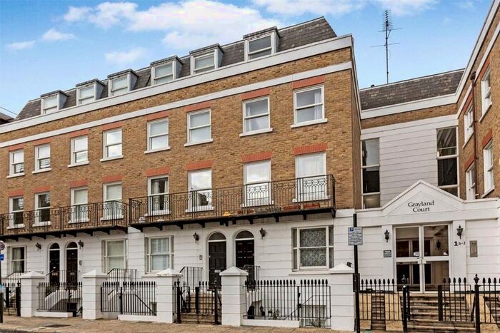 2 Bedroom Flat To Rent In Heathcote Street, London, WC1N