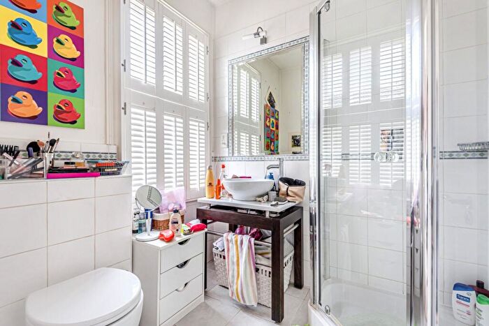 4 Bedroom House To Rent In Orbel Street, Battersea, London, SW11