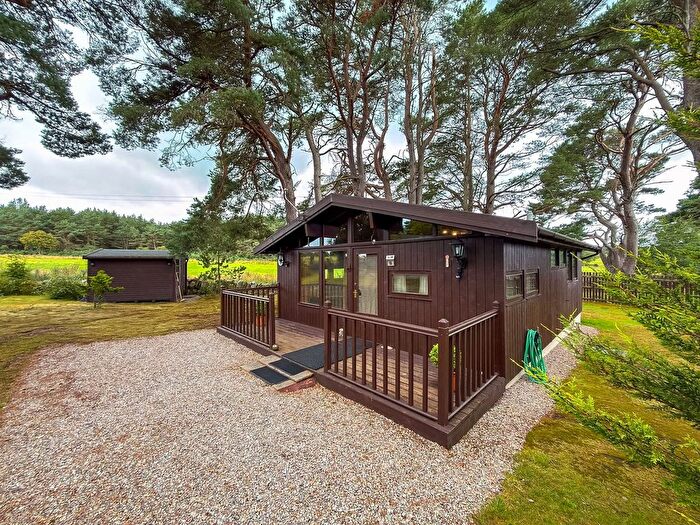 2 Bedroom Chalet For Sale In Heatherwood Park, Dornoch, Sutherland, IV25