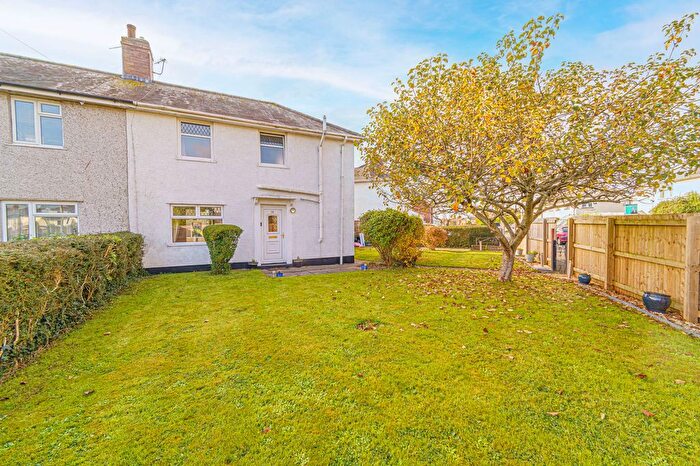 3 Bedroom Semi-Detached House For Sale In Crossway, Rogiet, NP26