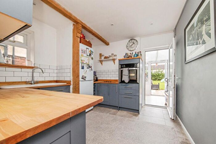3 Bedroom Semi-Detached House For Sale In Whitton Church Lane, Ipswich, IP1