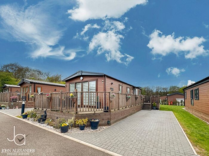 2 Bedroom Park Home For Sale In Cymbeline Way, Colchester, CO3