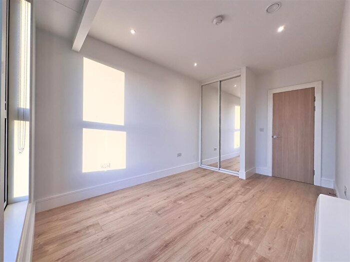 1 Bedroom Flat To Rent In Virginia House, Walton Street, Aylesbury, HP21
