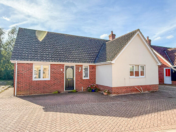 3 Bedroom Detached Bungalow For Sale In Jackson Place, Barham, IP6