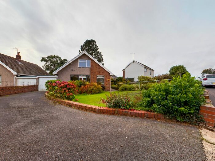 3 Bedroom Detached House To Rent In Gabalfa Road, Sketty, Swansea, SA2